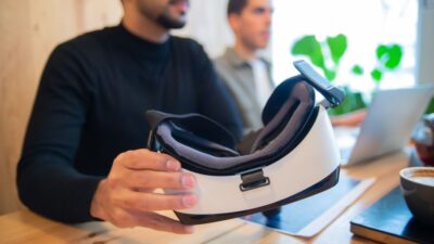 The Global Rise of Virtual Reality Therapy: Healing Minds in 2026