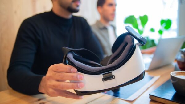 The Global Rise of Virtual Reality Therapy: Healing Minds in 2026